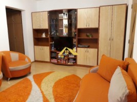 vand-apartament-2-camere-zona-cetate-2